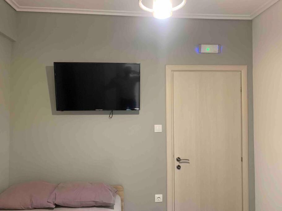Lux Appartment , 3 Rooms Full Extra , City Center Selanik Dış mekan fotoğraf