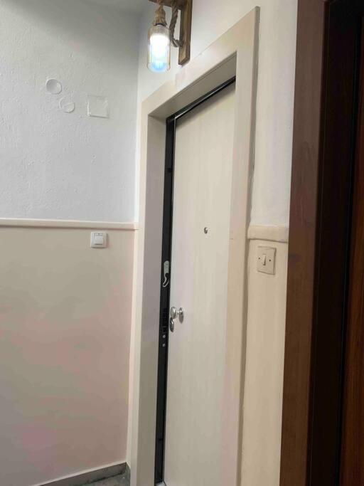 Lux Appartment , 3 Rooms Full Extra , City Center Selanik Dış mekan fotoğraf
